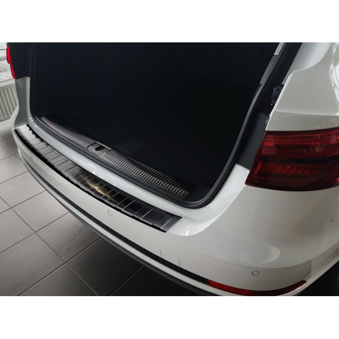 AVISA Ochranná lišta hrany kufru - Audi A4 B9 avant r.v. 2015, černá