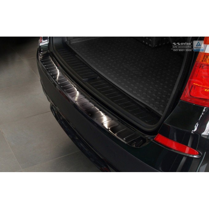 AVISA Ochranná lišta hrany kufru - BMW X3 F25 r.v. 2010-2014 černá