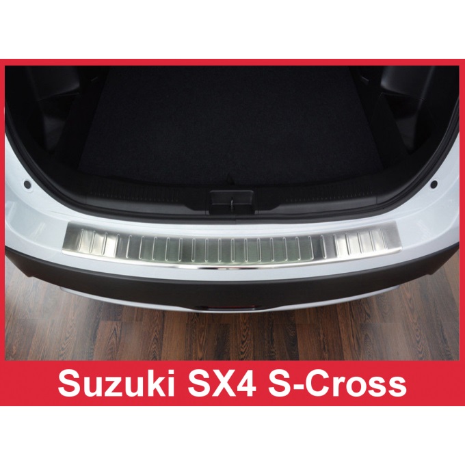 AVISA Ochranná lišta hrany kufru - Suzuki SX4 S-Cross r.v. 2013