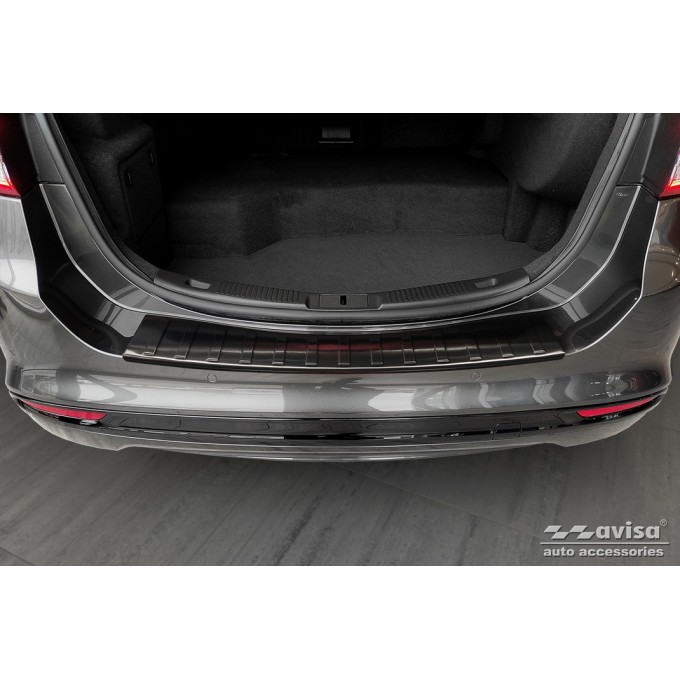 AVISA Ochranná lišta hrany kufru - Ford Mondeo MK V sedan/hatchback r.v. 2014černá