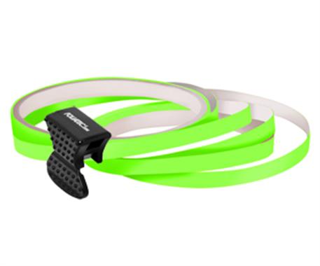 Samolepící linka na obvod kola Foliatec - neonová zelená