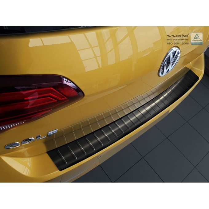 AVISA Ochranná lišta hrany kufru - Volkswagen Golf VII Hatchback r.v. 2012-2017