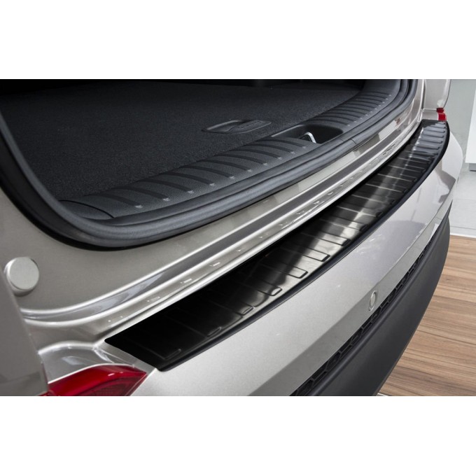 AVISA Ochranná lišta hrany kufru - Hyundai Tucson III r.v. 2015-2018 černá