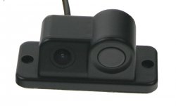 Couvací kamera s parkovacím senzorem